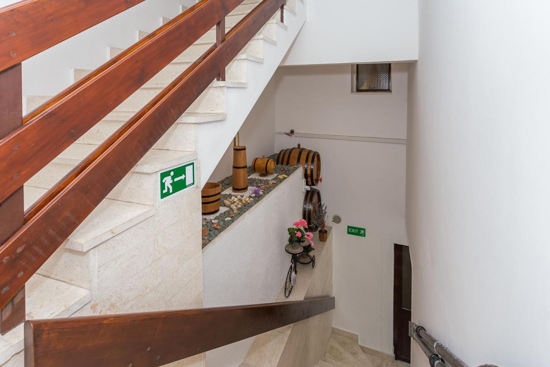 Apartments Verica - 15 M From Beach Krilo Kültér fotó
