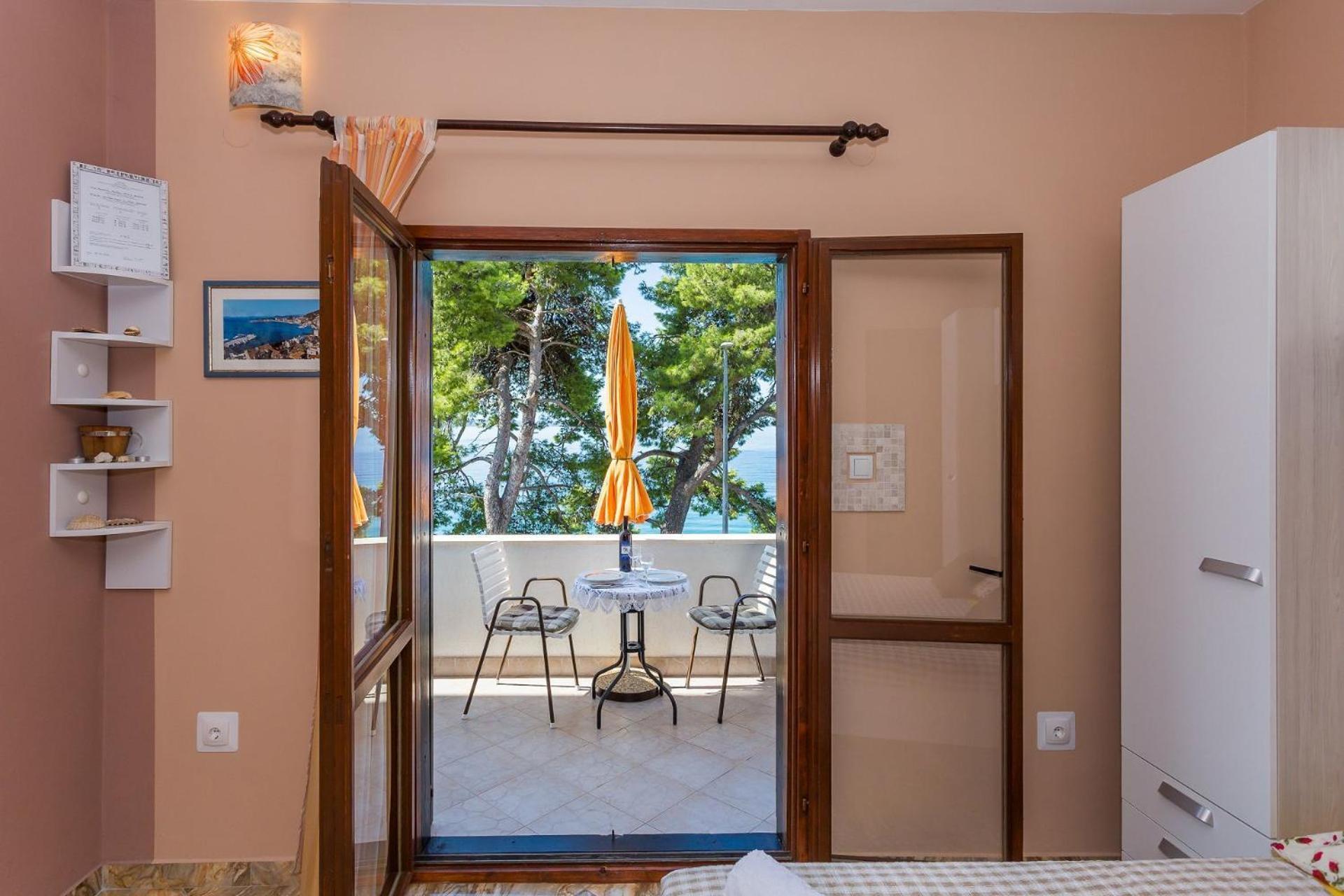Apartments Verica - 15 M From Beach Krilo Kültér fotó